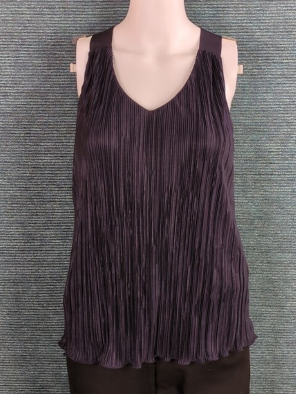 Banana Republic Gorgeous Micro-pleated Racer-back Tank Top